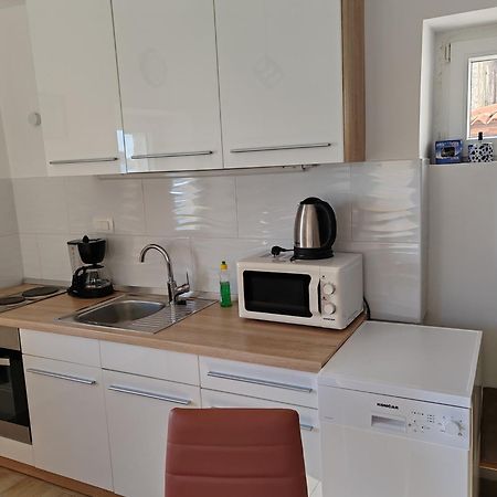 Bounty Apartments 希贝尼克 外观 照片